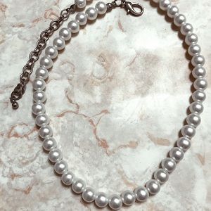 Light-weight, white faux pearl necklace